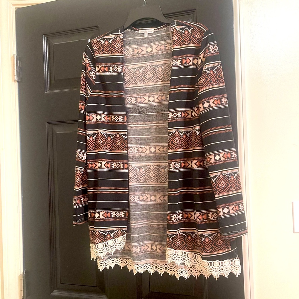 M Charlotte Russe kimono